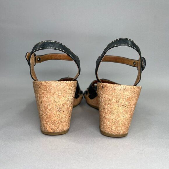 Clarks Artisan Sandals Women's Size 6 Black Leather Strappy Cork Wedge Heels - Picture 5 of 12